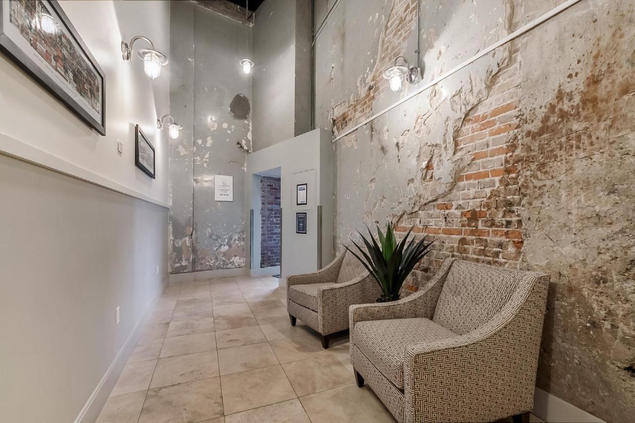 Original Condo Walking Distance To Must-See Attractions Of Nola New Orleans Eksteriør bilde